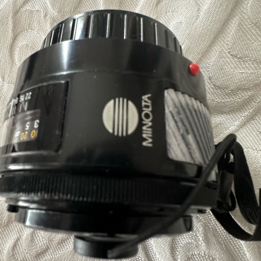 Minolta Lens - Picture 3 of 9
